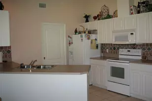 25 Prescott Ln, Palm Coast, FL 32164 - Photo 2