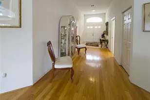 19 San Rafael Ct, Palm Coast, FL 32137 - Photo 2