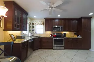 19 San Rafael Ct, Palm Coast, FL 32137 - Photo 12