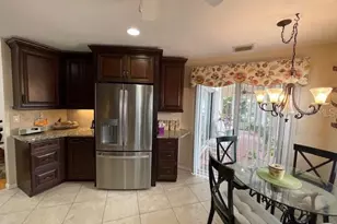 19 San Rafael Ct, Palm Coast, FL 32137 - Photo 6