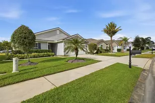 123 Fairway Ct, Bunnell, FL 32110 - Photo 2