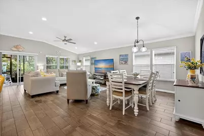 140 Crepe Myrtle Court, Palm Coast, FL 32164 - Photo 6