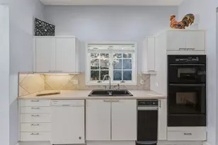 24 Bay Pointe Dr, Ormond Beach, FL 32174 - Photo 16