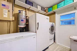 37224 Price Dr, Zephyrhills, FL 33541 - Photo 36