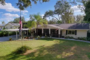 37224 Price Dr, Zephyrhills, FL 33541 - Photo 2