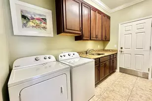 10726 Cetrella Dr, Fort Myers, FL 33913 - Photo 32