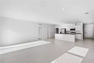 8 Bannbury Ln, Palm Coast, FL 32137 - Photo 10