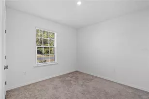 8 Bannbury Ln, Palm Coast, FL 32137 - Photo 20