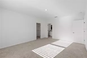 8 Bannbury Ln, Palm Coast, FL 32137 - Photo 16