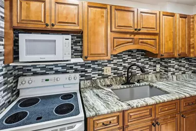 925 N Halifax Avenue #103, Daytona Beach, FL 32118 - Photo 8