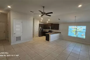 11 Birchtree Way, Palm Coast, FL 32137 - Photo 4