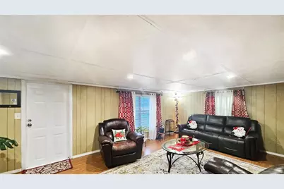 11455 SE Highway 464C, Ocklawaha, FL 32179 - Photo 12