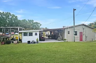 11455 SE Hwy 464C, Ocklawaha, FL 32179 - Photo 24