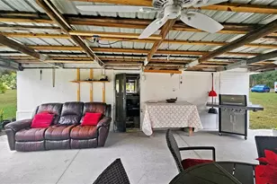 11455 SE Hwy 464C, Ocklawaha, FL 32179 - Photo 30