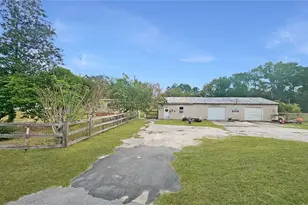 11455 SE Hwy 464C, Ocklawaha, FL 32179 - Photo 8