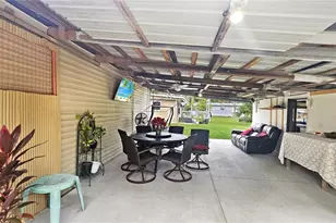 11455 SE Hwy 464C, Ocklawaha, FL 32179 - Photo 28