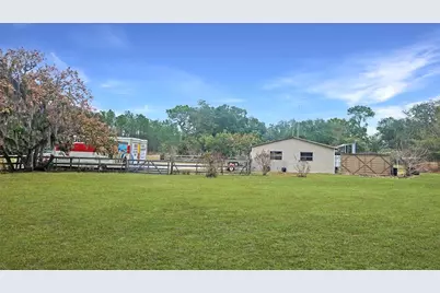 11455 SE Highway 464C, Ocklawaha, FL 32179 - Photo 52