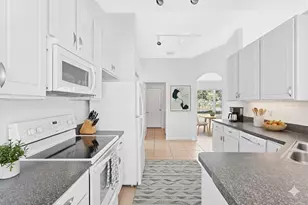 14 Lamoyne Ln, Palm Coast, FL 32137 - Photo 16