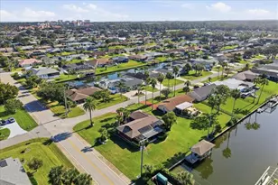 2 Clarendon Ct S, Palm Coast, FL 32137 - Photo 38