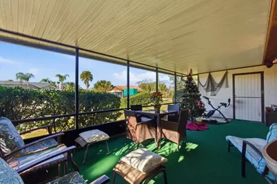 2 Clarendon Court S, Palm Coast, FL 32137 - Photo 10