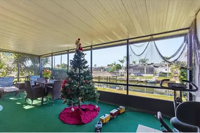 2 Clarendon Court S, Palm Coast, FL 32137 - Photo 8