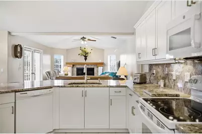 2 Cher Court, Palm Coast, FL 32137 - Photo 18