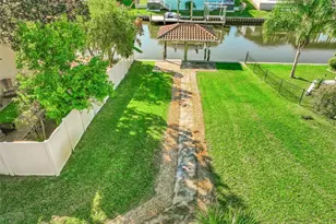 2 Cher Ct, Palm Coast, FL 32137 - Photo 4