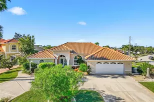 2 Cher Ct, Palm Coast, FL 32137 - Photo 2