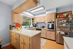 2238 NW 16th Ave, Gainesville, FL 32605 - Photo 12