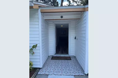 25 Fawn Lane, Palm Coast, FL 32137 - Photo 2