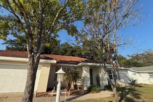 7 Federal Ln, Palm Coast, FL 32137 - Photo 2