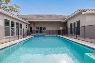 106 New Leatherwood Dr, Palm Coast, FL 32137 - Photo 4