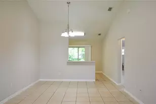 33 Pine Haven Dr, Palm Coast, FL 32164 - Photo 2