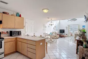 14 Cedarview Ct, Palm Coast, FL 32137 - Photo 8