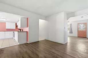 205 E Holly Dr, Orange City, FL 32763 - Photo 8