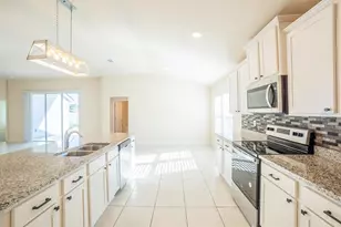 1 Zinnia Ct, Palm Coast, FL 32164 - Photo 18