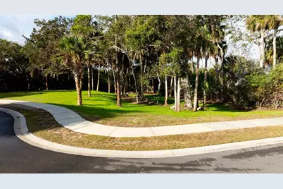 302 S Riverwalk Drive, Palm Coast, FL 32137 - Photo 16