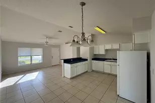 12 Buffalo View Ln, Palm Coast, FL 32137 - Photo 2