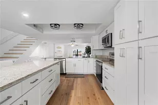 120 1st St E, Tierra Verde, FL 33715 - Photo 8