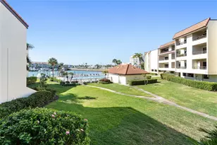 120 1st St E, Tierra Verde, FL 33715 - Photo 28