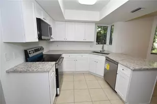 11 Surrey Ct, Palm Coast, FL 32137 - Photo 10