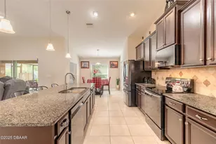 11 Robin Pl, Palm Coast, FL 32164 - Photo 6