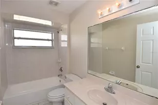 8 Regency Dr, Palm Coast, FL 32164 - Photo 36