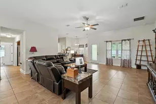 8 Zorro Ct, Palm Coast, FL 32164 - Photo 14