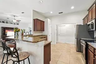 8 Zorro Ct, Palm Coast, FL 32164 - Photo 12