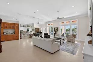 7 Capri Ct, Palm Coast, FL 32137 - Photo 6