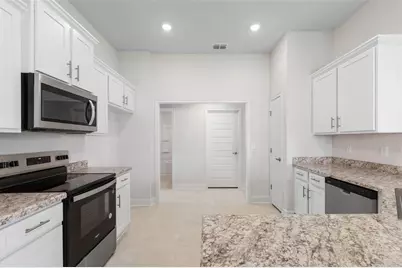 52 Undershire Path, Palm Coast, FL 32164 - Photo 14