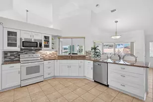 10 Collinson Ct, Palm Coast, FL 32137 - Photo 18