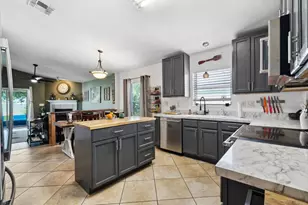 24 Riviera Estates Ct, Palm Coast, FL 32164 - Photo 8