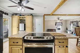 109 Jackson Cir, Palatka, FL 32177 - Photo 12